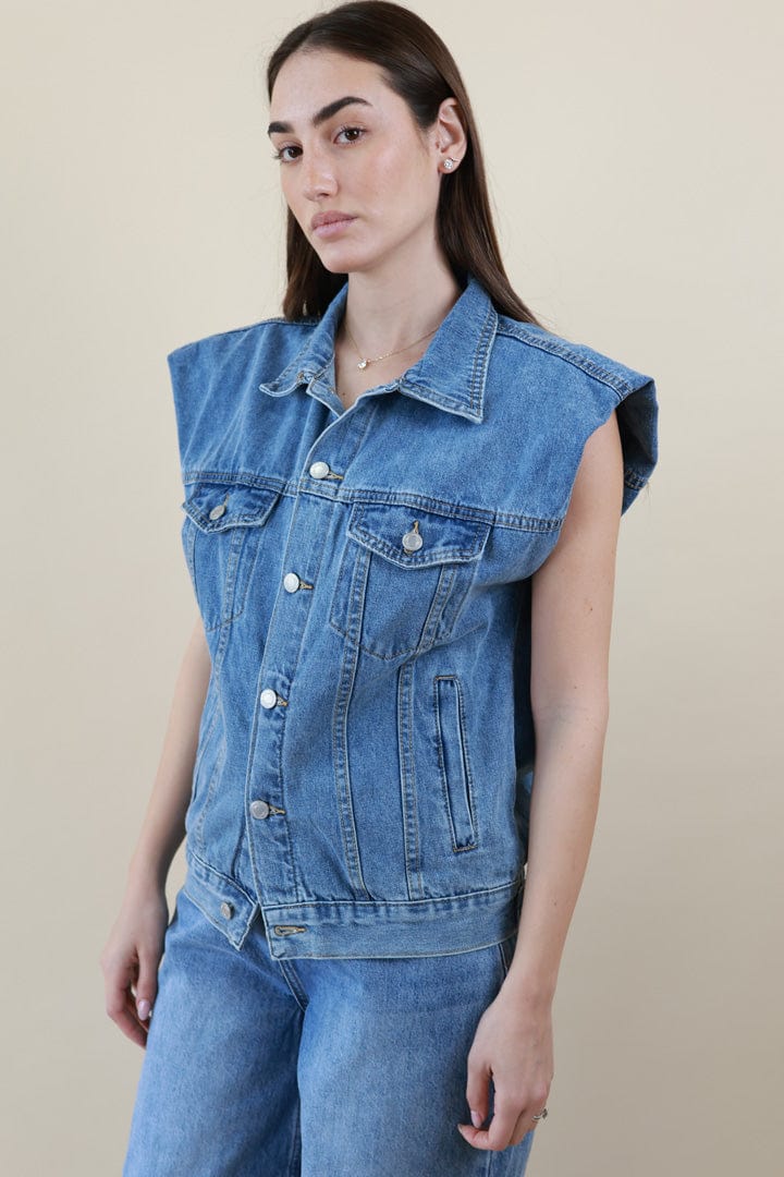 JACKET WITH PAD SHOULDERS