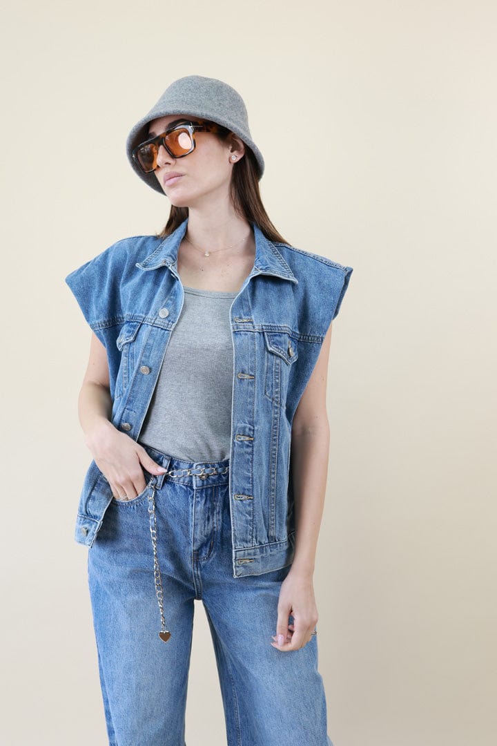 JACKET WITH PAD SHOULDERS