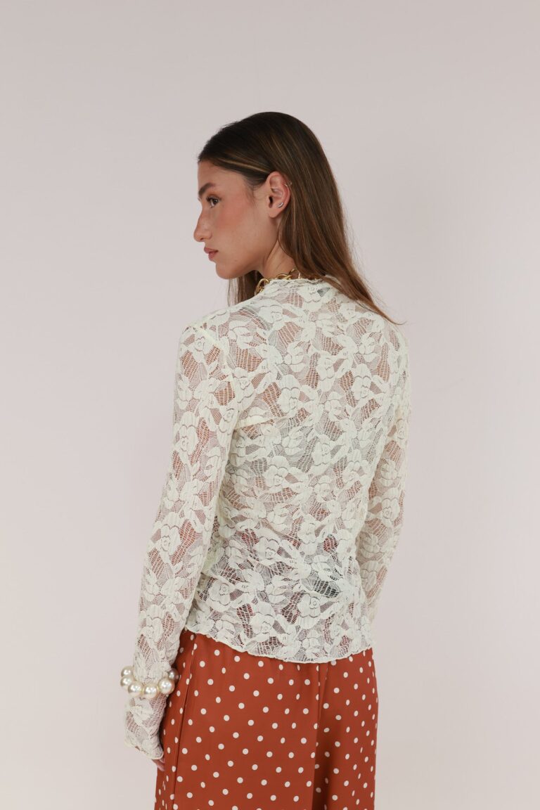 LACE TOP LONG SLEEVES
