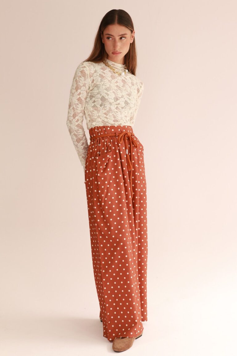 LACE TOP LONG SLEEVES