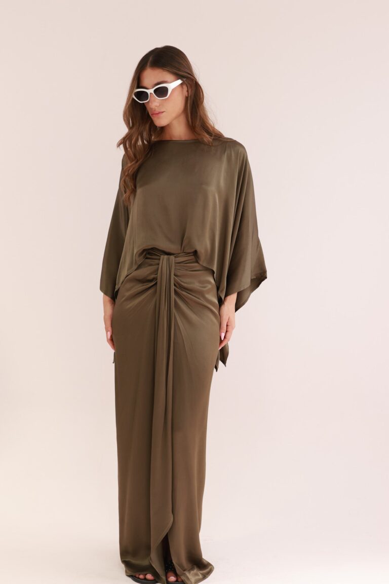 SATIN SKIRT WITH KNOT