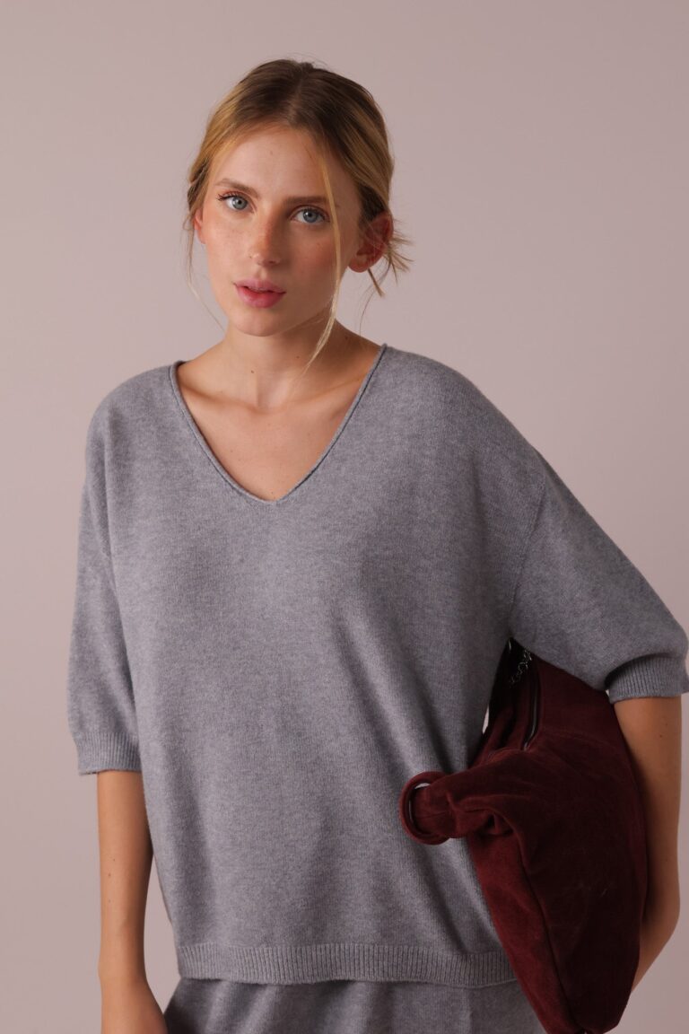 V NECK SHORT SLEEVES KNIT